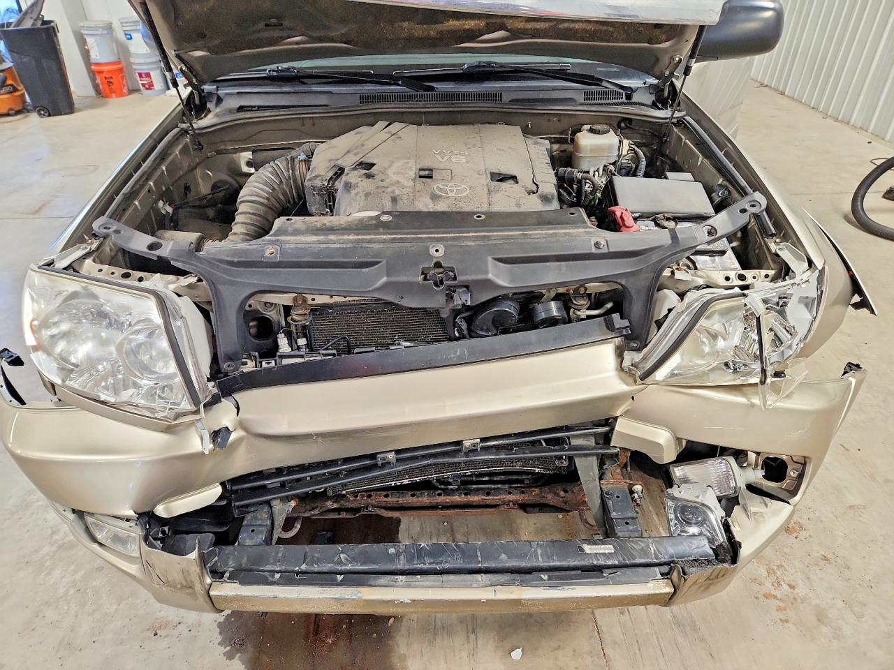 2005 Toyota 4runner Sr5 Tan vin: JTEBU14R458043286