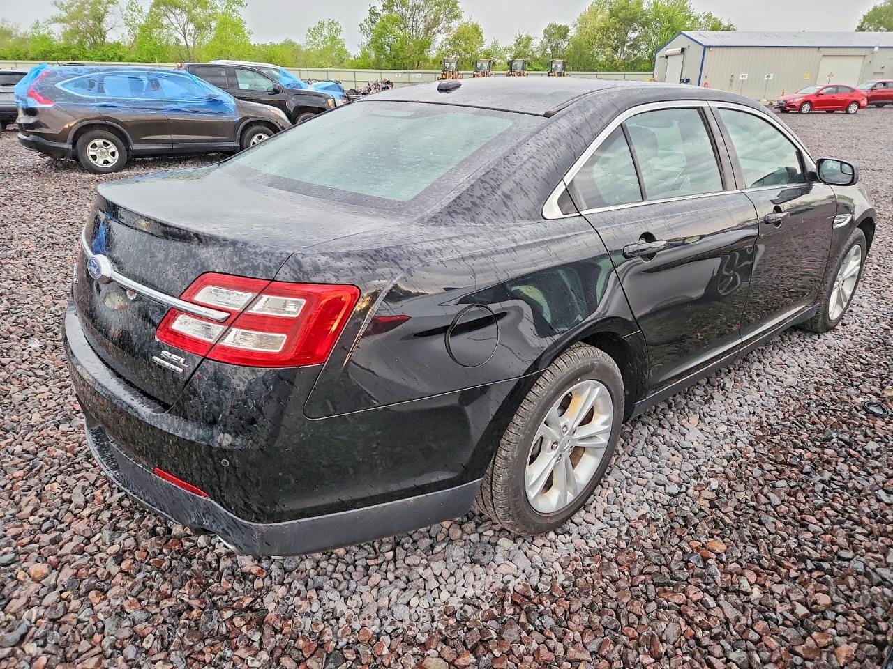 2017 Ford Taurus Sel Черный vin: 1FAHP2E8XHG116937