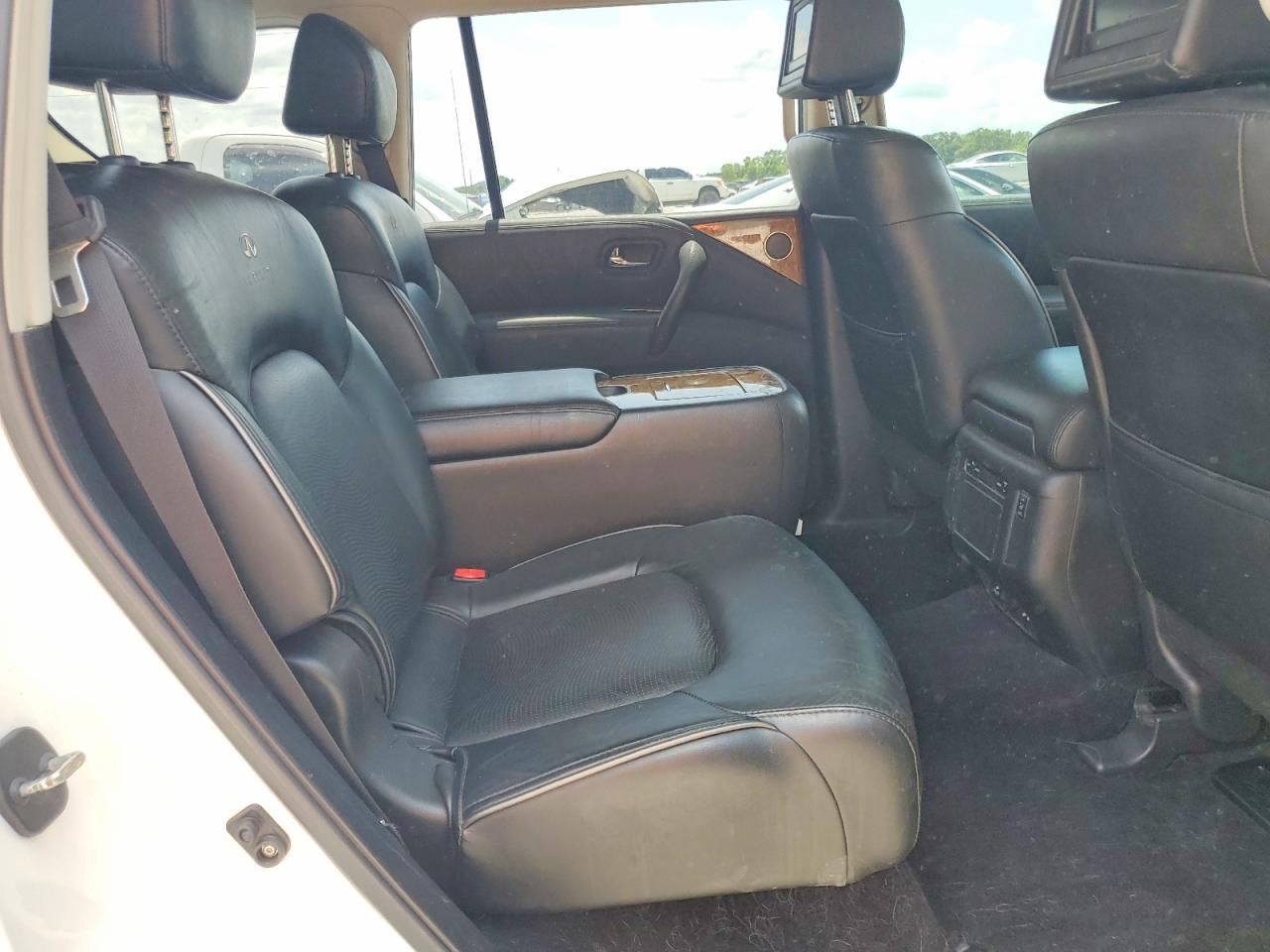 2012 Infiniti Qx56 Base White vin: JN8AZ2NE0C9023311