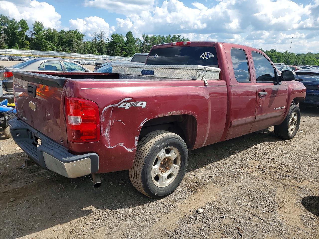 2008 Chevrolet Silverado K1500 Red vin: 2GCEK190381251751