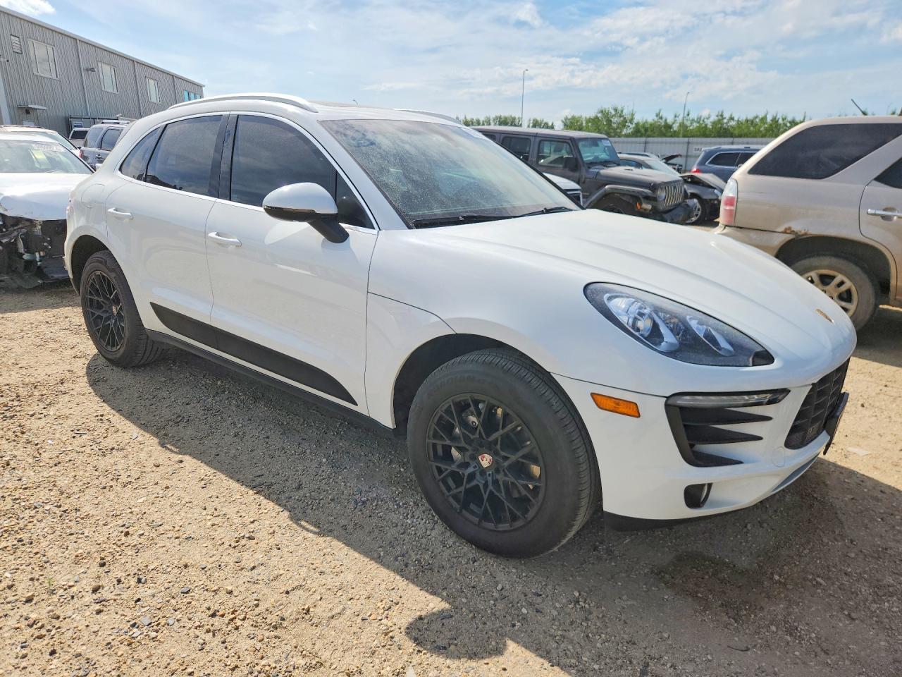 2015 Porsche Macan S White vin: WP1AB2A53FLB51778