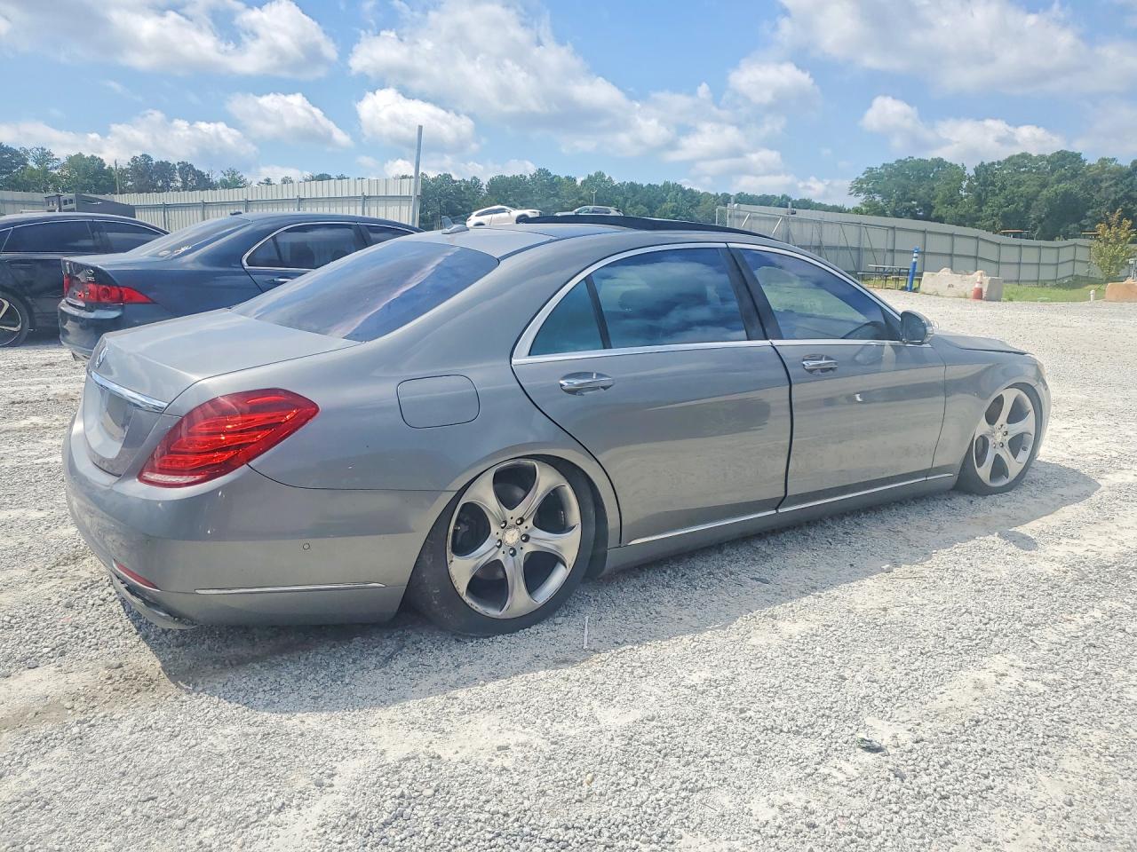 2015 Mercedes-benz S 550 4matic Silver vin: WDDUG8FB4FA118016