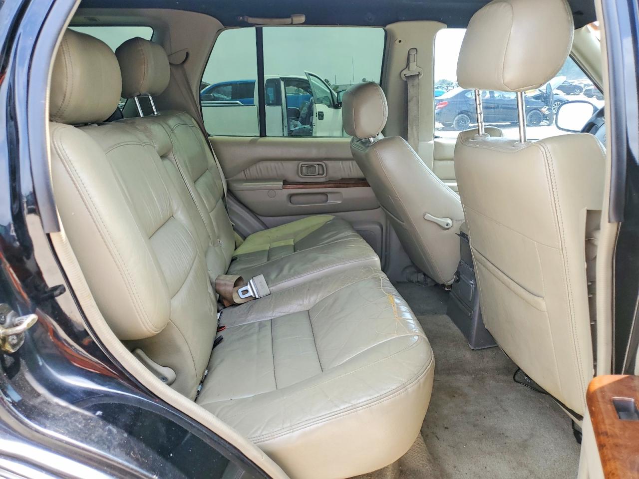 1998 Infiniti Qx4 Base Black vin: JNRAR05Y9WW035814