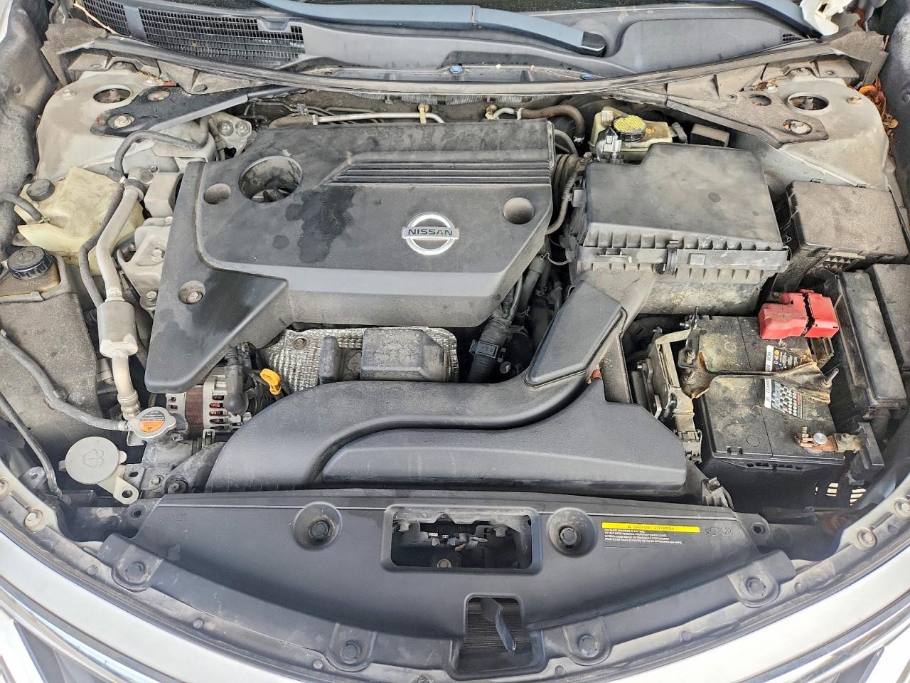 2015 Nissan Altima 2.5 S Silver vin: 1N4AL3AP9FC215723