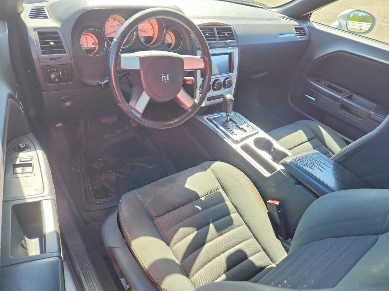 2009 Dodge Challenger Se Серебряный vin: 2B3LJ44VX9H589561