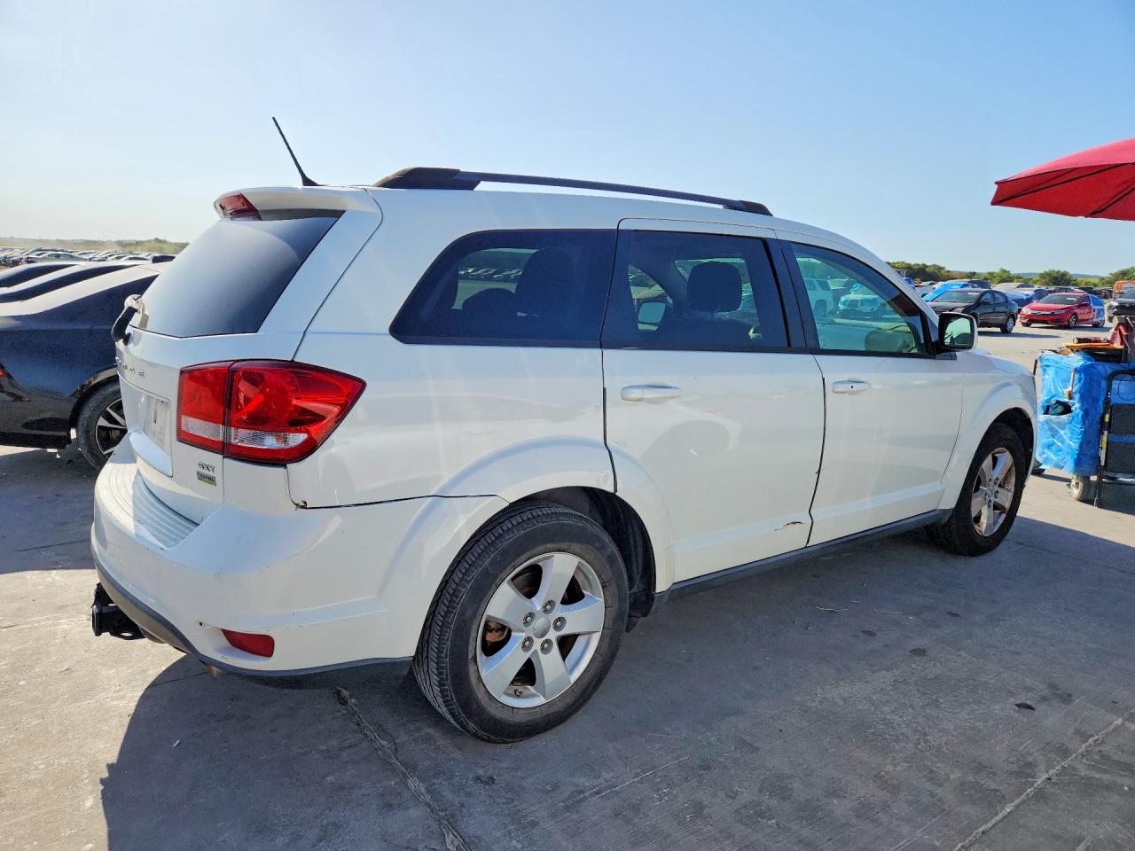 2012 Dodge Journey Sxt White vin: 3C4PDCBG6CT248811
