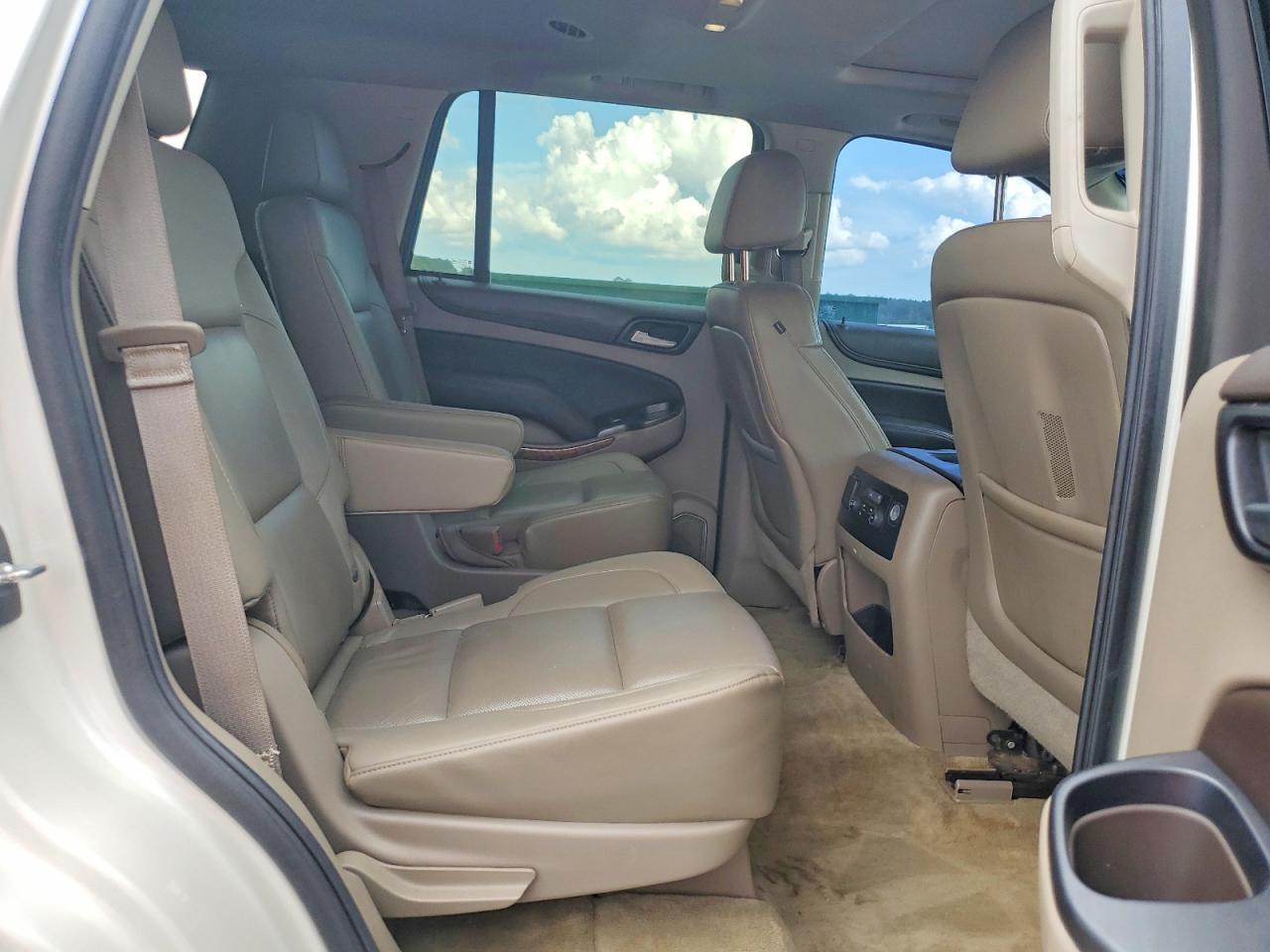 2015 Chevrolet Tahoe K1500 Ltz White vin: 1GNSKCKC9FR281108