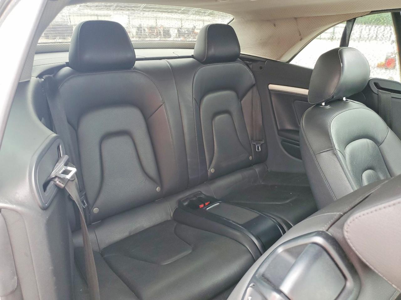 2013 Audi A5 Premium Plus Silver vin: WAULFAFH6DN009757