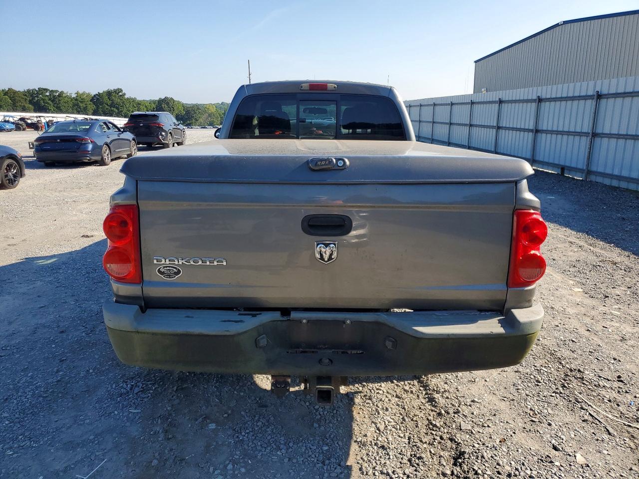 2005 Dodge Dakota St Gray vin: 1D7HW22K65S230655