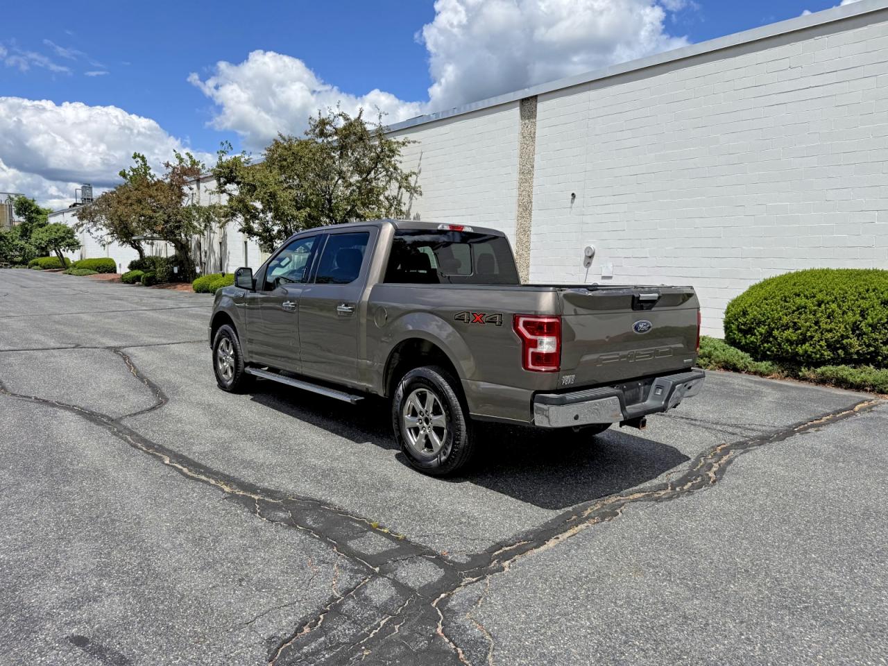 2019 Ford F150 Supercrew Charcoal vin: 1FTEW1E46KFD23975