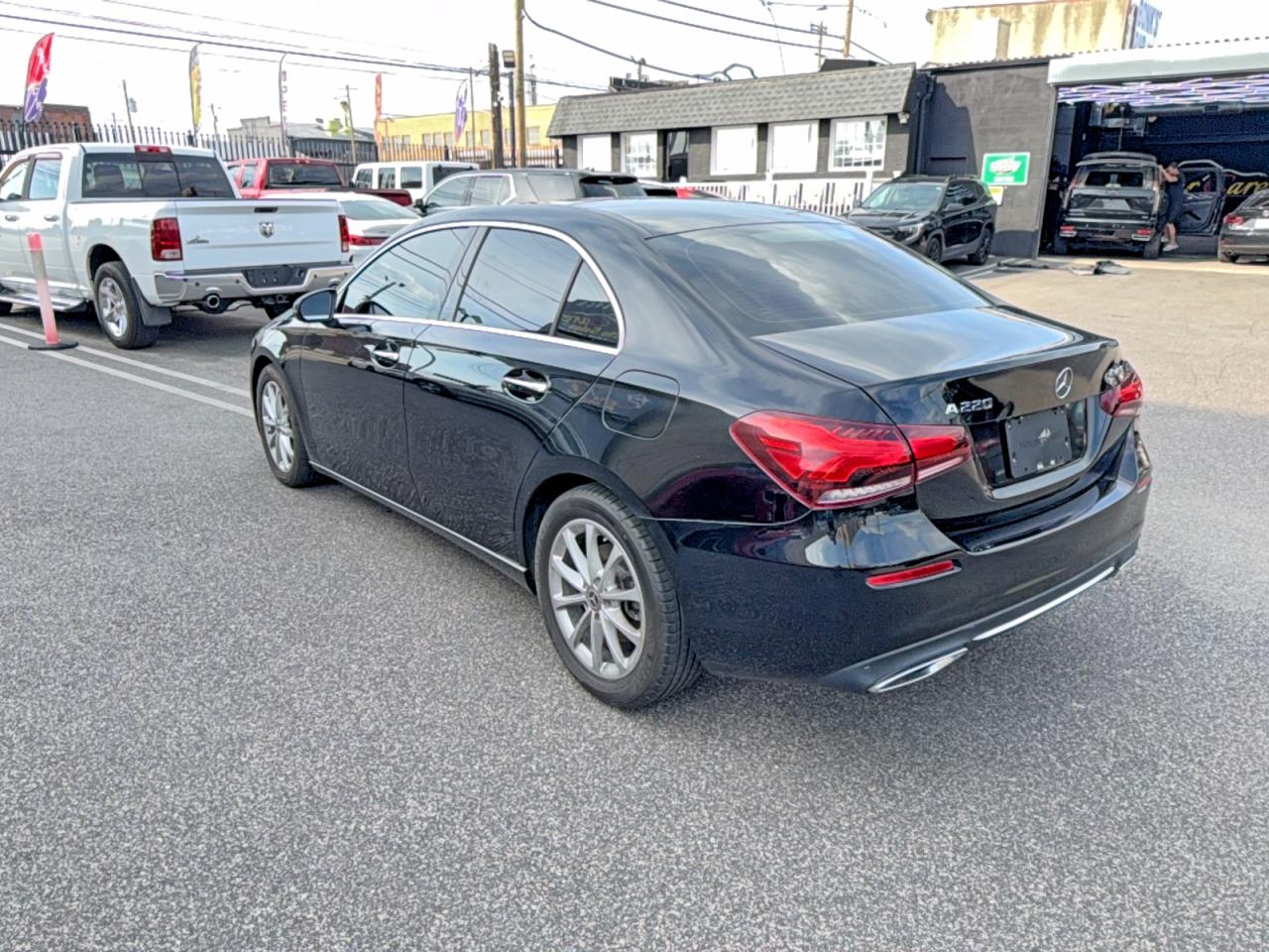 2020 Mercedes-benz A 220 4matic Черный vin: W1K3G4FB4LW046477