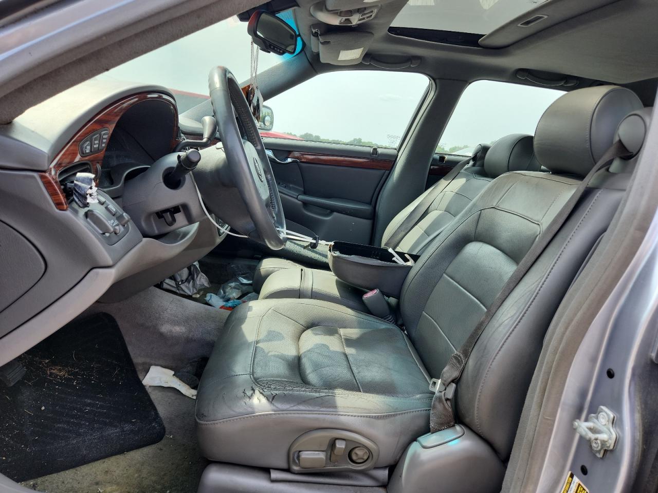 2005 Cadillac Deville Silver vin: 1G6KD54Y45U160167