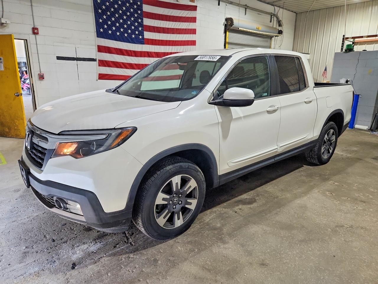 2019 Honda Ridgeline Rtl White vin: 5FPYK3F56KB036014