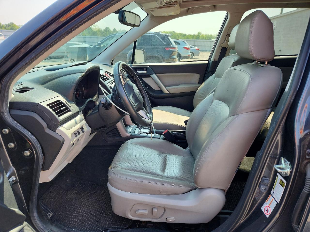 2015 Subaru Forester 2.5i Limited Gray vin: JF2SJAKC2FH568958