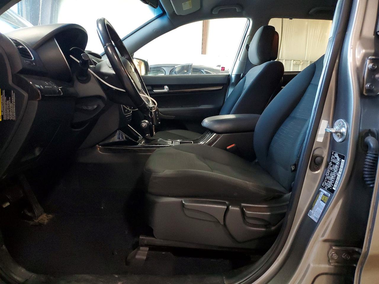 2014 Kia Sorento Lx Серебряный vin: 5XYKTCA6XEG523127