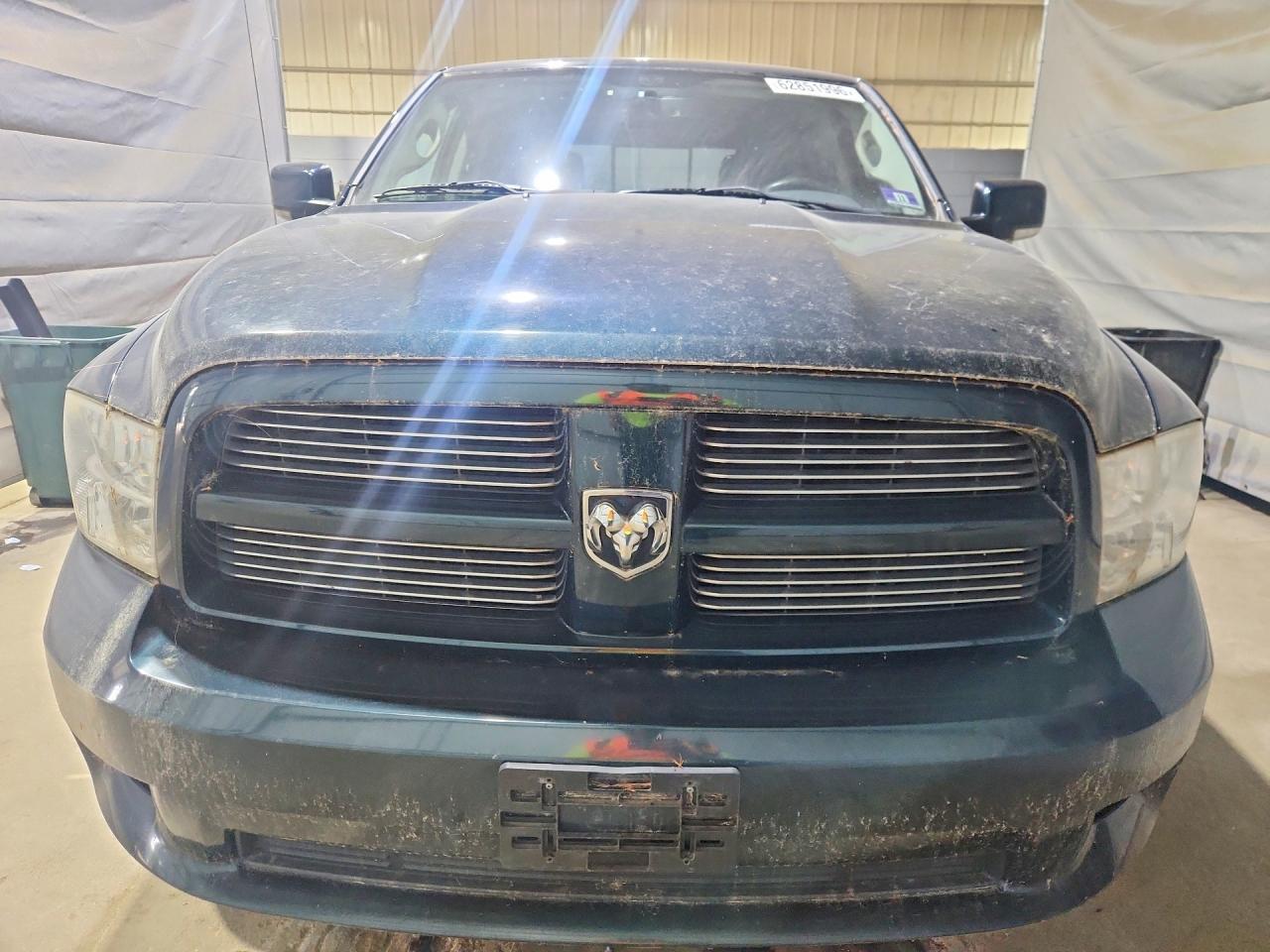 2011 Dodge Ram 1500 Green vin: 1D7RV1CT2BS629812