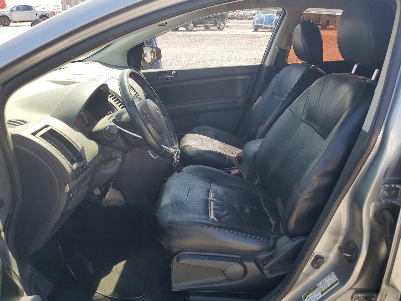 2012 Nissan Sentra 2.0 Серебряный vin: 3N1AB6AP8CL647561