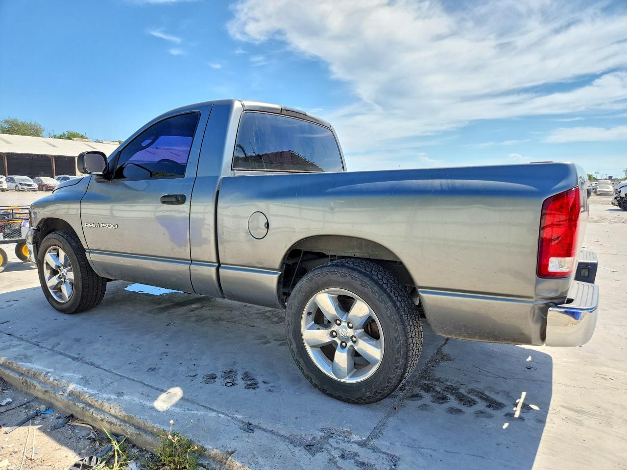 2005 Dodge Ram 1500 St Серый vin: 1D7HA16N45J628191