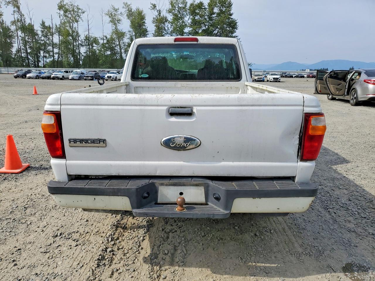 2007 Ford Ranger Super Cab White vin: 1FTZR44U97PA23604