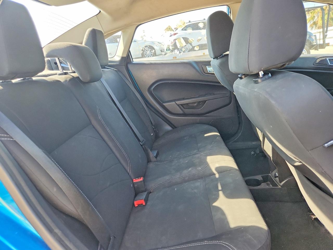 2014 Ford Fiesta Se Синий vin: 3FADP4BJ9EM111053
