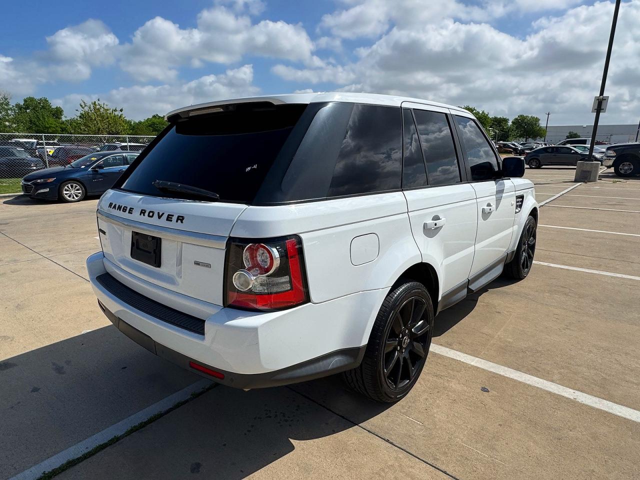2013 Land Rover Range Rover Sport Hse Luxury Белый vin: SALSK2D43DA785375