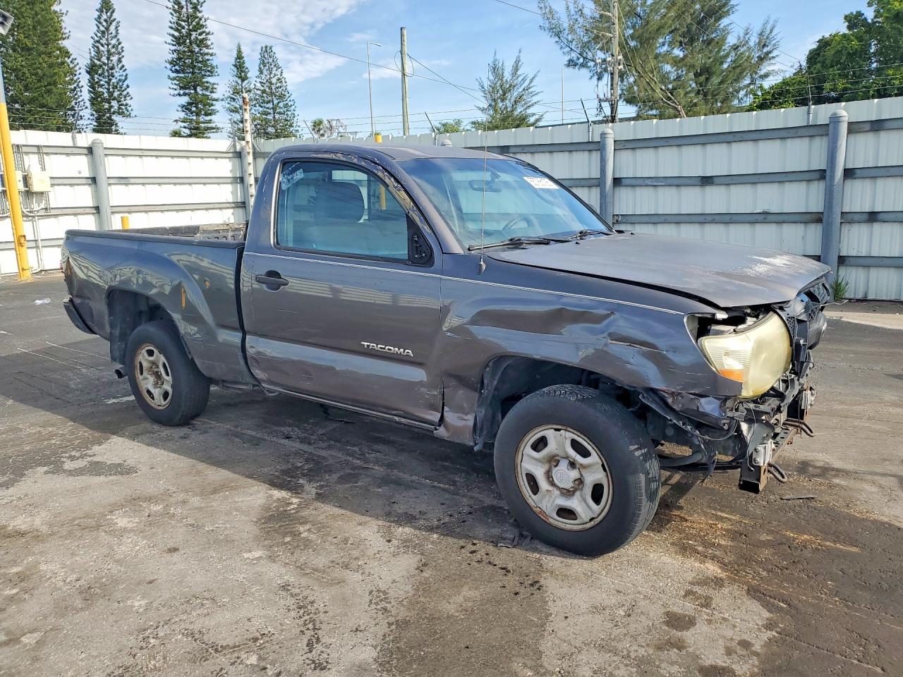 2011 Toyota Tacoma Base Silver vin: 5TFNX4CN4BX003784