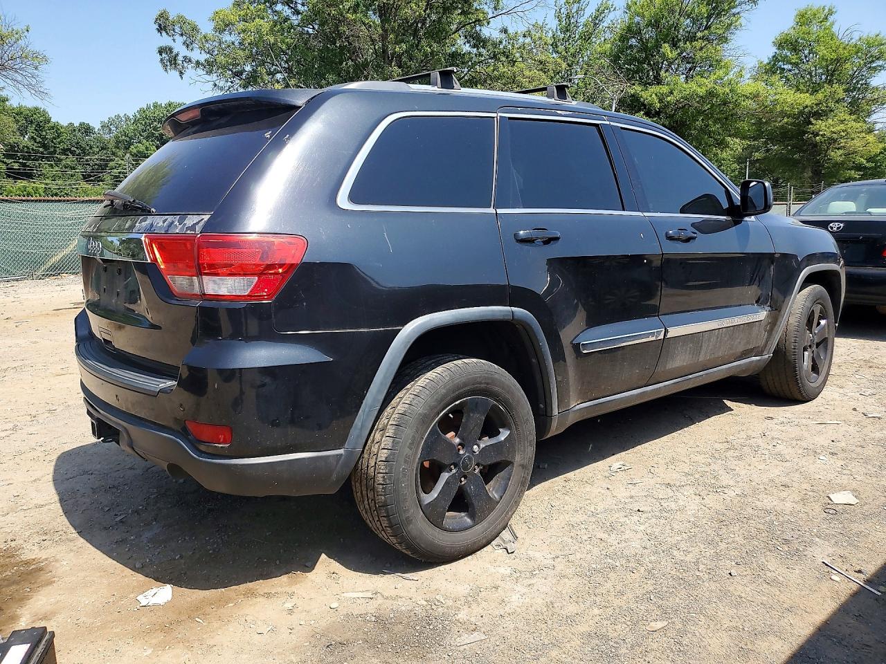 2013 Jeep Grand Cherokee Laredo Black vin: 1C4RJFAG1DC581841