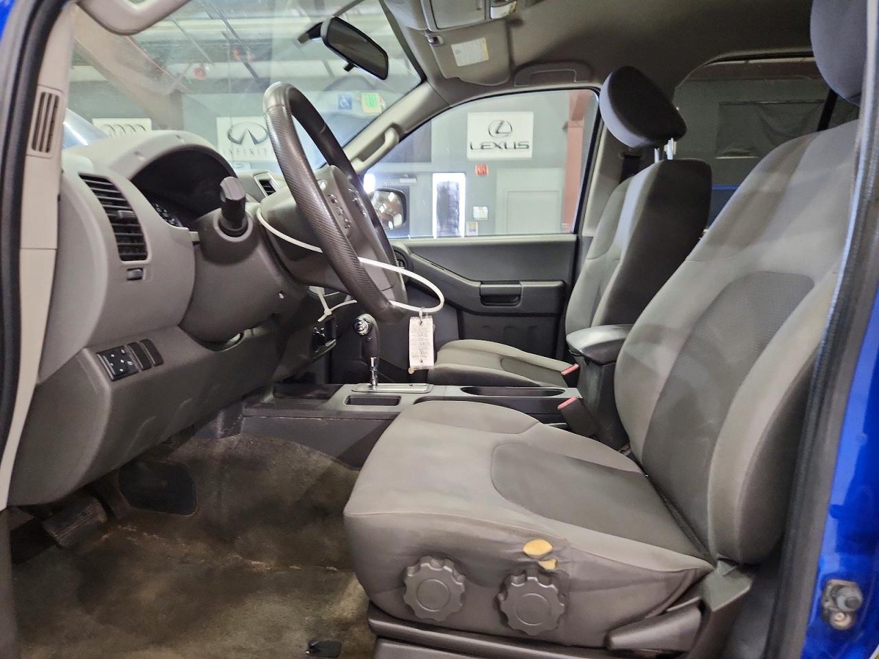 2015 Nissan Xterra S Blue vin: 5N1AN0NW3FN650550