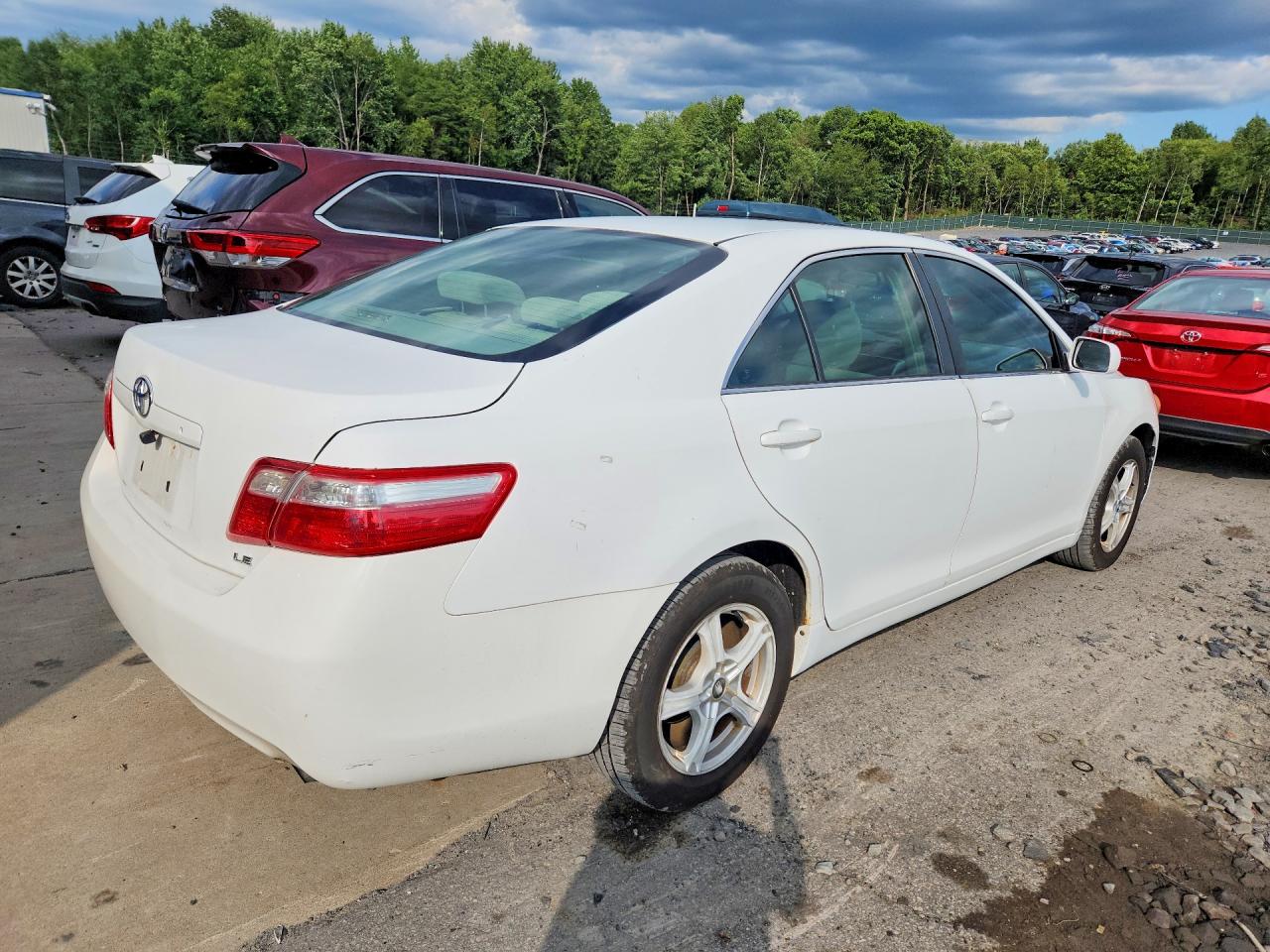 2007 Toyota Camry Le White vin: 4T1BE46K37U727027