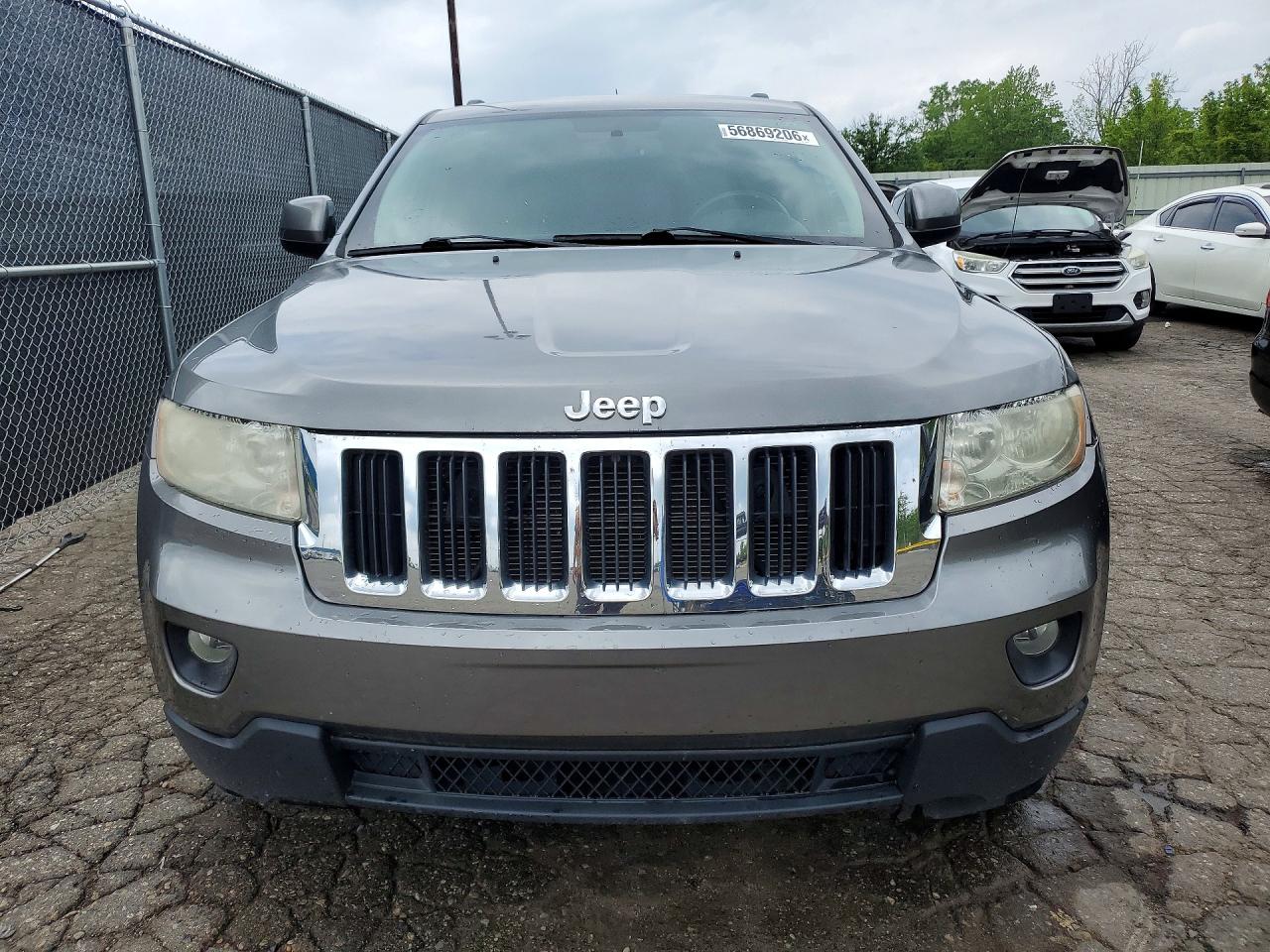 2013 Jeep Grand Cherokee Laredo Gray vin: 1C4RJFAG1DC612229