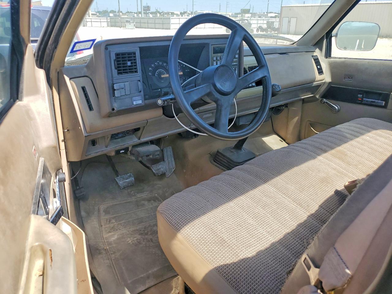 1990 Gmc Sierra C2500 Tan vin: 1GTFC24K2LE503920