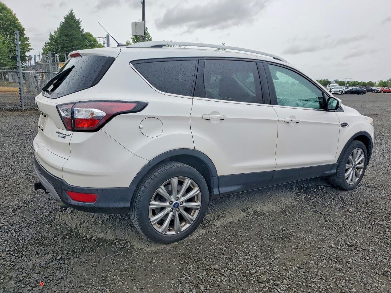 2017 Ford Escape Titanium White vin: 1FMCU9J90HUB61922