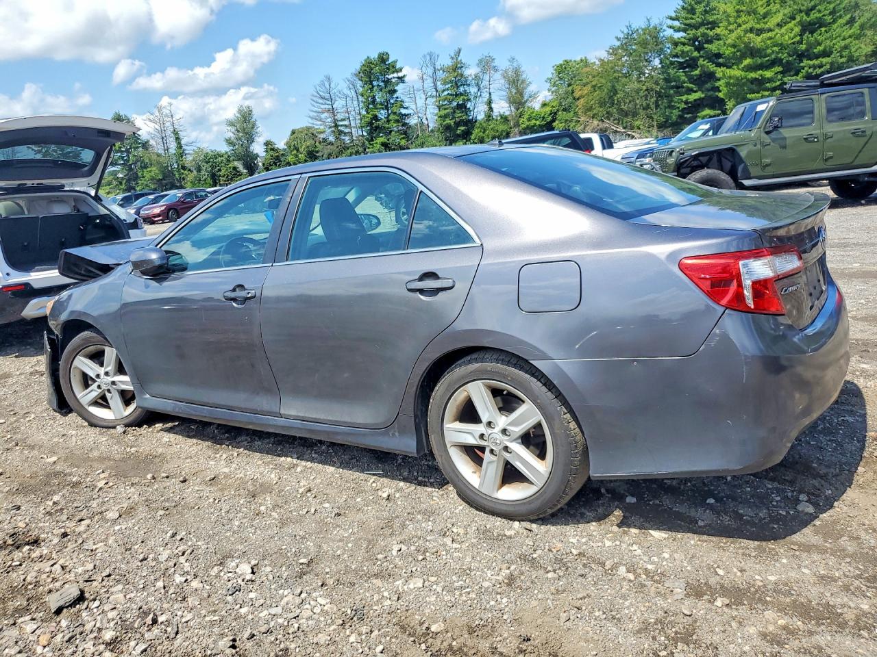 2014 Toyota Camry Se Gray vin: 4T1BF1FK9EU383583