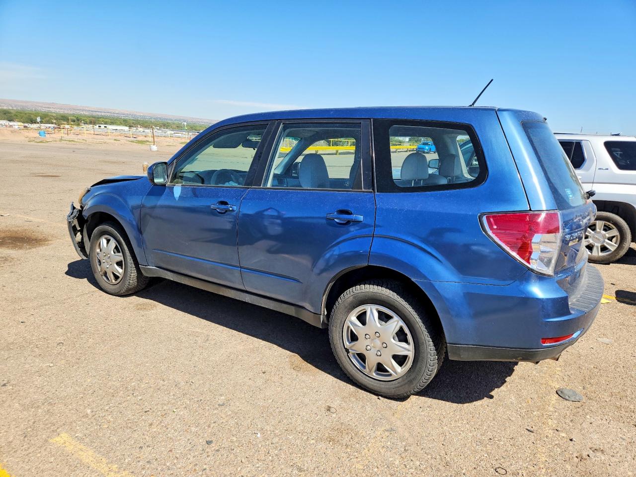 2009 Subaru Forester 2.5x Blue vin: JF2SH61639H777442