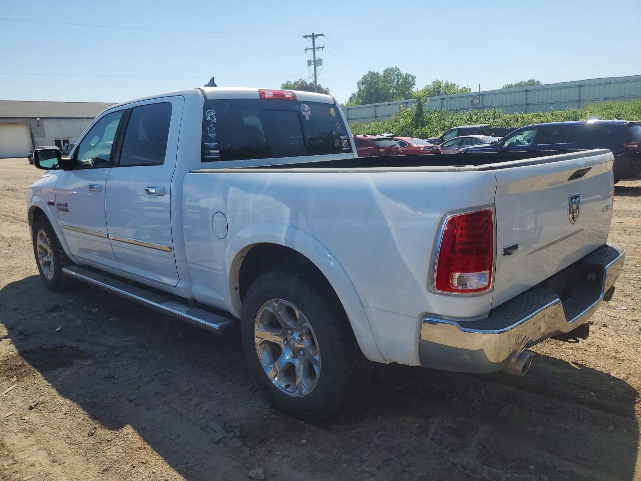 2015 Ram 1500 Laramie White vin: 1C6RR7VM7FS733927