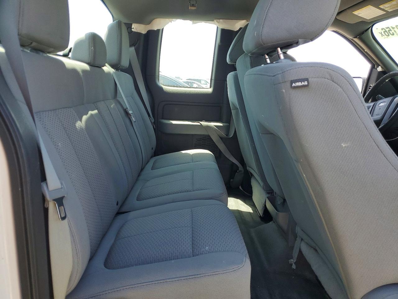2014 Ford F150 Super Cab White vin: 1FTEX1CM1EFD11396