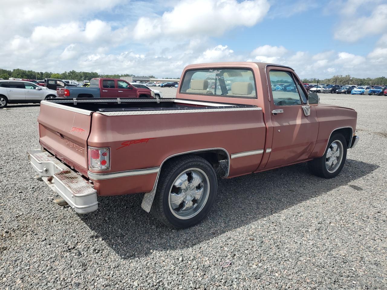 1984 Chevrolet C10 Red vin: 2GCDC14H9E1123421