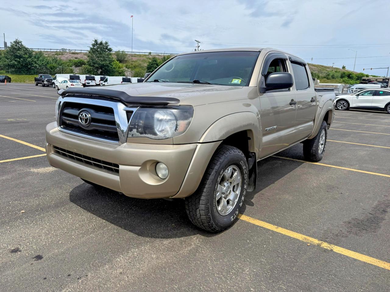 2005 Toyota Tacoma Double Cab Gold vin: 5TELU42N05Z143314