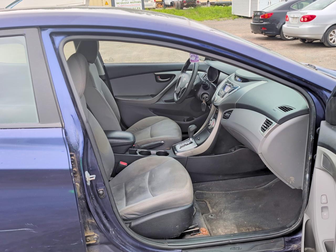 2012 Hyundai Elantra Gls Blue vin: 5NPDH4AE2CH116240