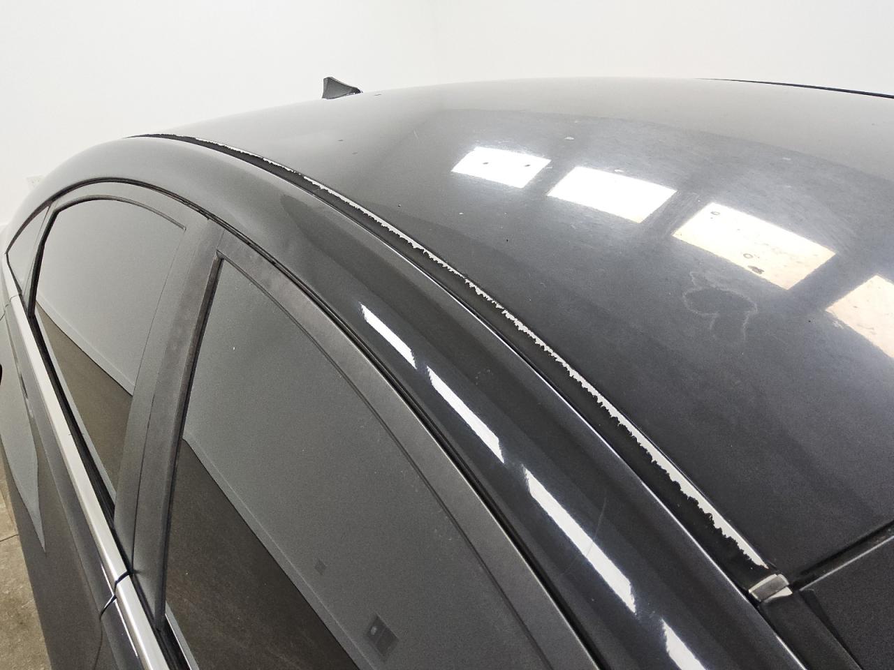 2015 Hyundai Sonata Hybrid Base Black vin: KMHEC4A48FA134792 Damage: Right Drip Rail, Heavy Scratch, 1/2 To 1 Inch