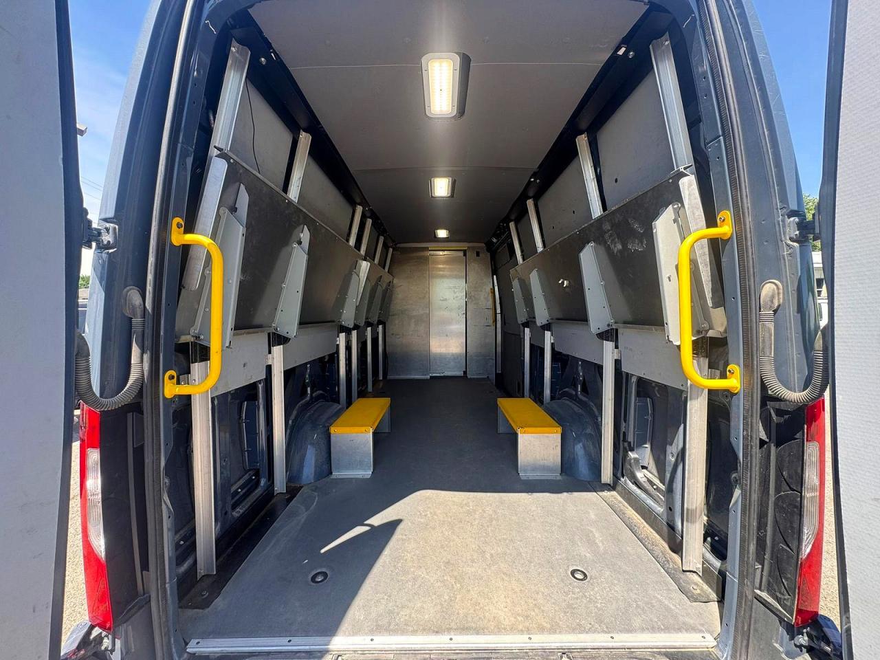 2019 Mercedes-benz Sprinter 2500 Синий vin: WD4PF1CD7KP151371