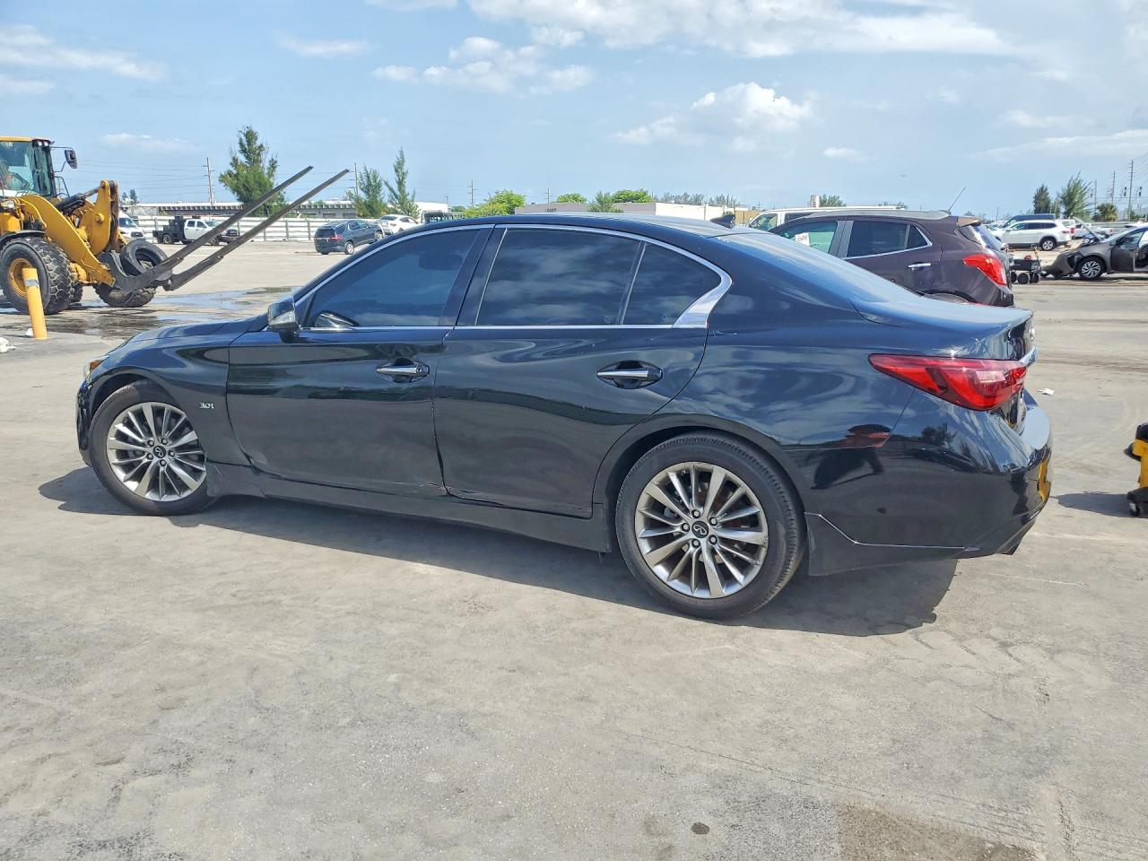 2020 Infiniti Q50 3.0t Luxe Black vin: JN1EV7AP0LM208620