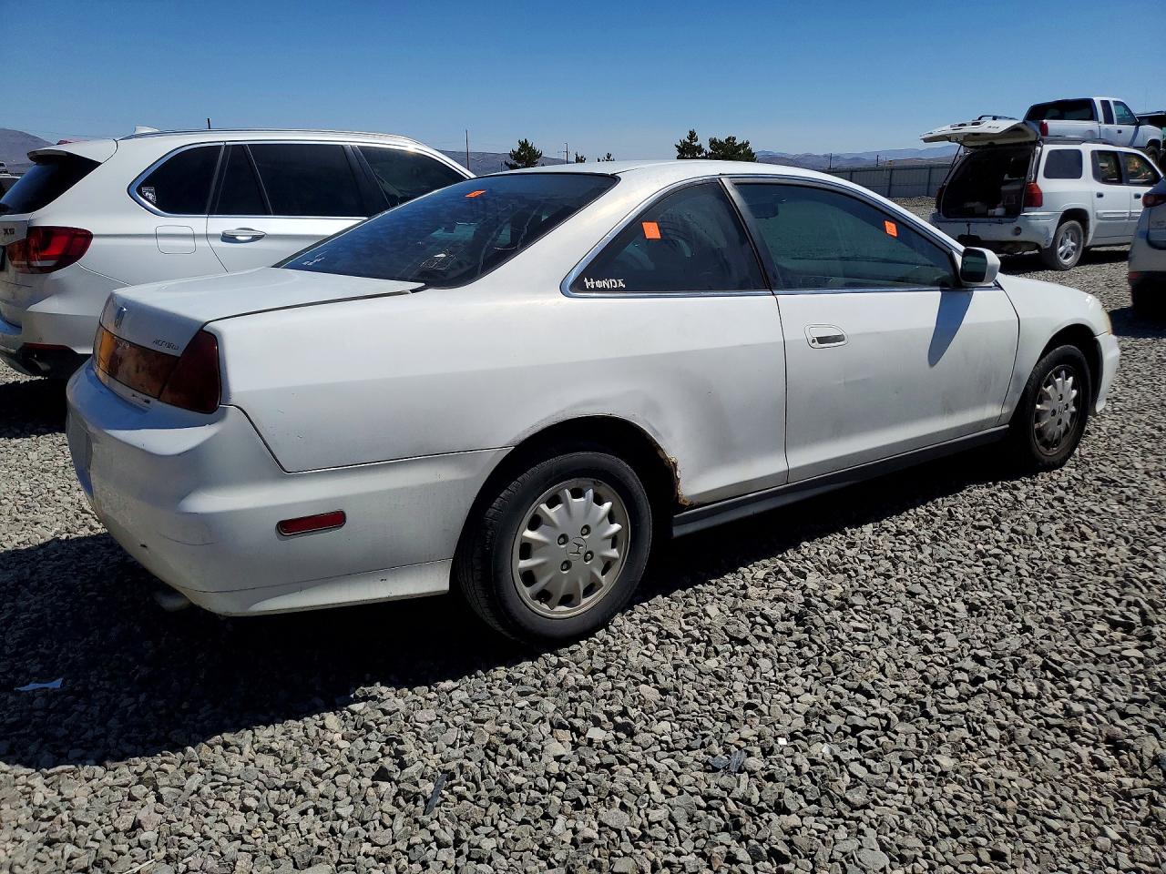 2002 Honda Accord Se White vin: 1HGCG32292A024207