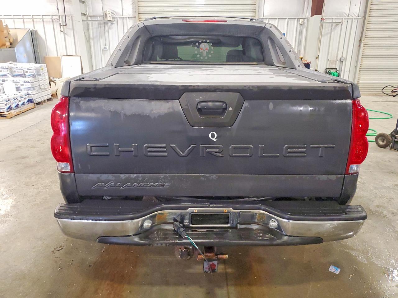 2005 Chevrolet Avalanche K1500 Gray vin: 3GNEK12Z45G244889