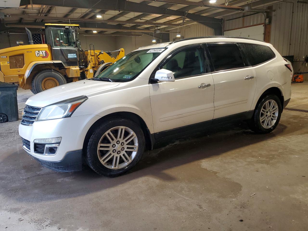 2014 Chevrolet Traverse Lt White vin: 1GNKVGKDXEJ337819