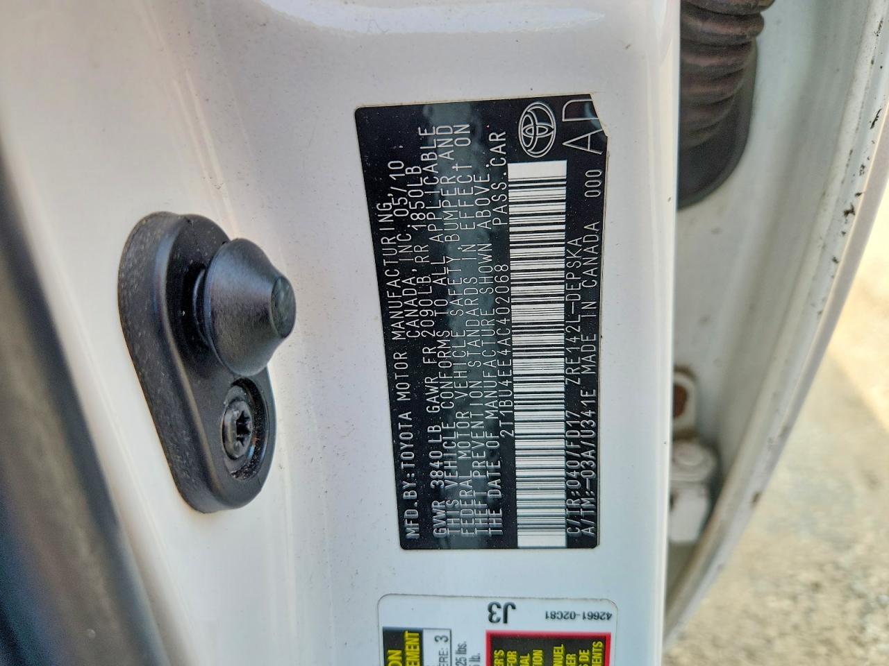 2010 Toyota Corolla S White vin: 2T1BU4EE4AC402068