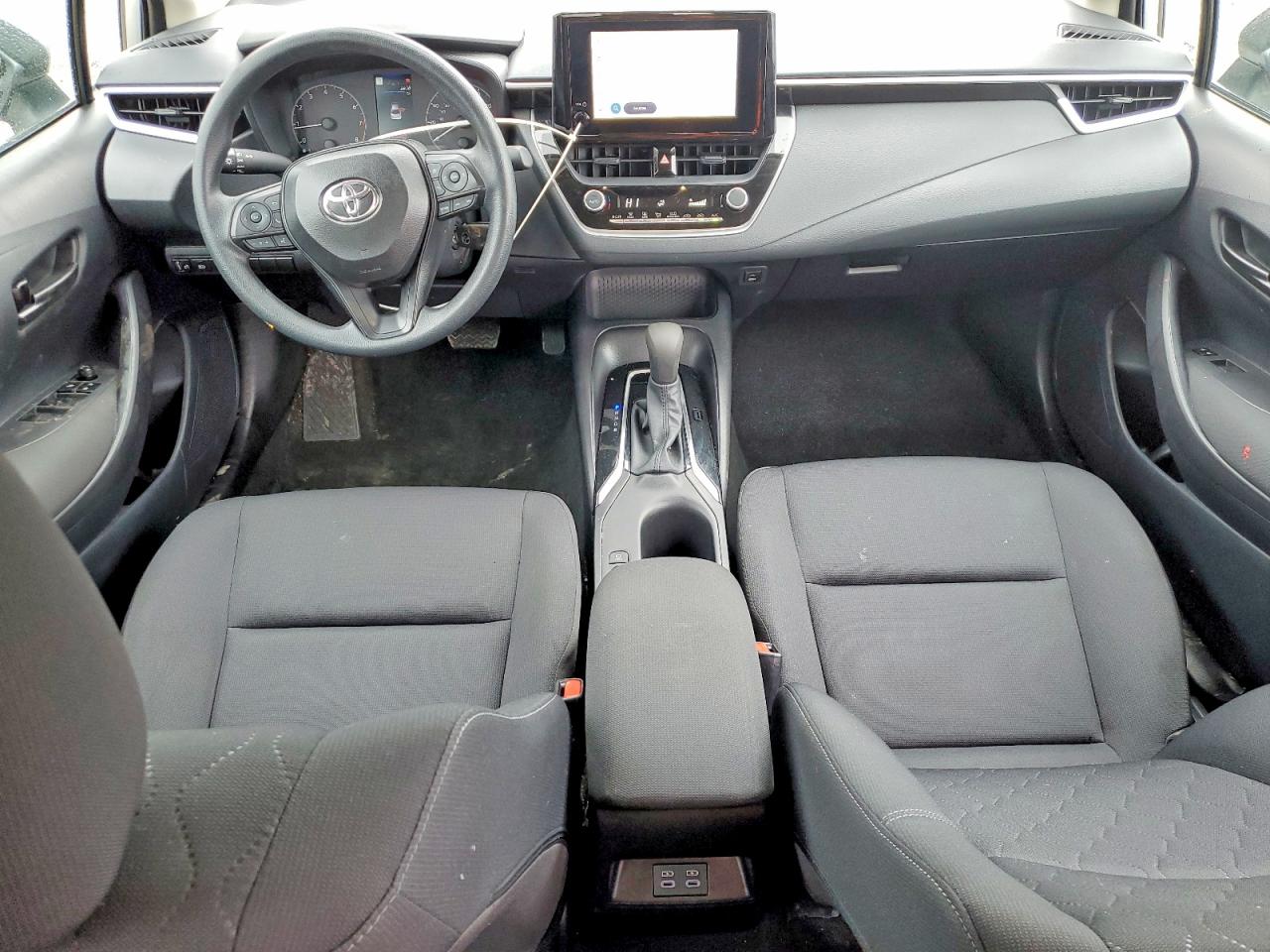 2025 Toyota Corolla Le Silver vin: 5YFB4MDEXSP277841