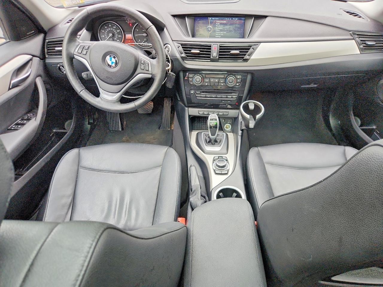 2014 Bmw X1 Xdrive28i Черный vin: WBAVL1C59EVY17064