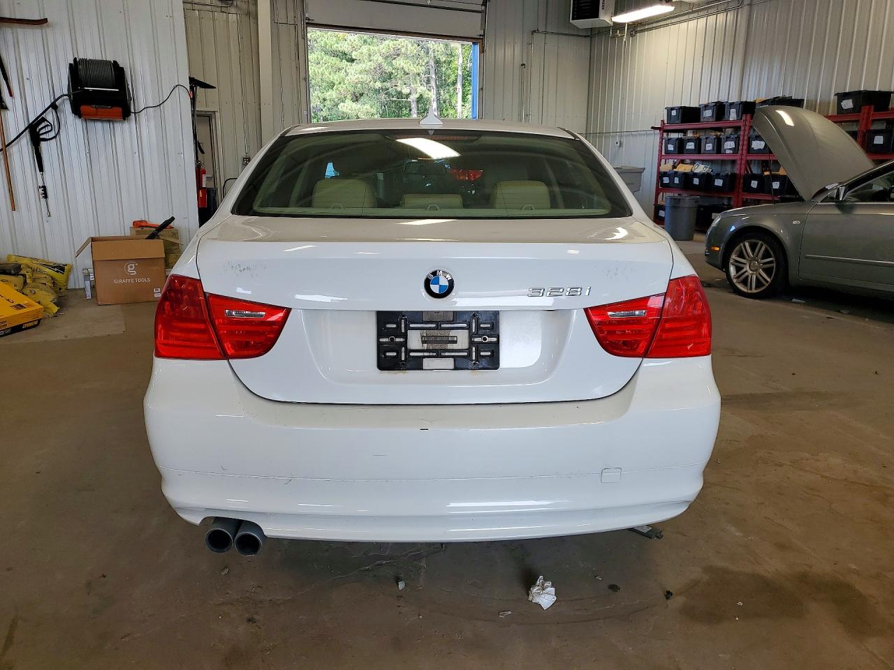 2009 Bmw 328 Xi Sulev White vin: WBAPK53519A511377