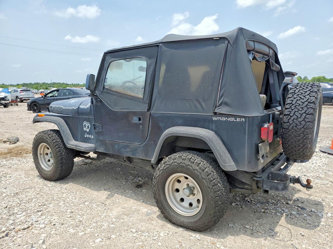 1995 Jeep Wrangler / Yj S Black vin: 1J4FY19P2SP285460